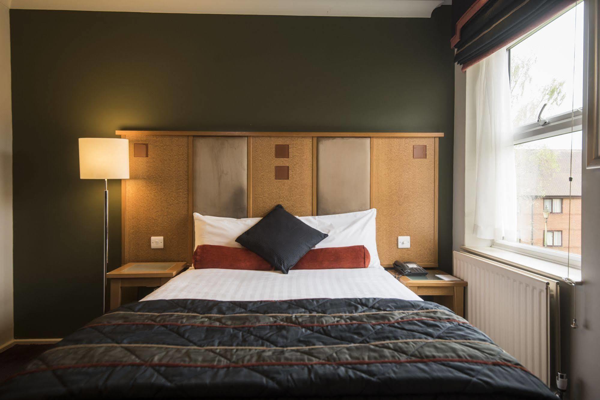 Horwood House Hotel Milton Keynes Eksteriør billede