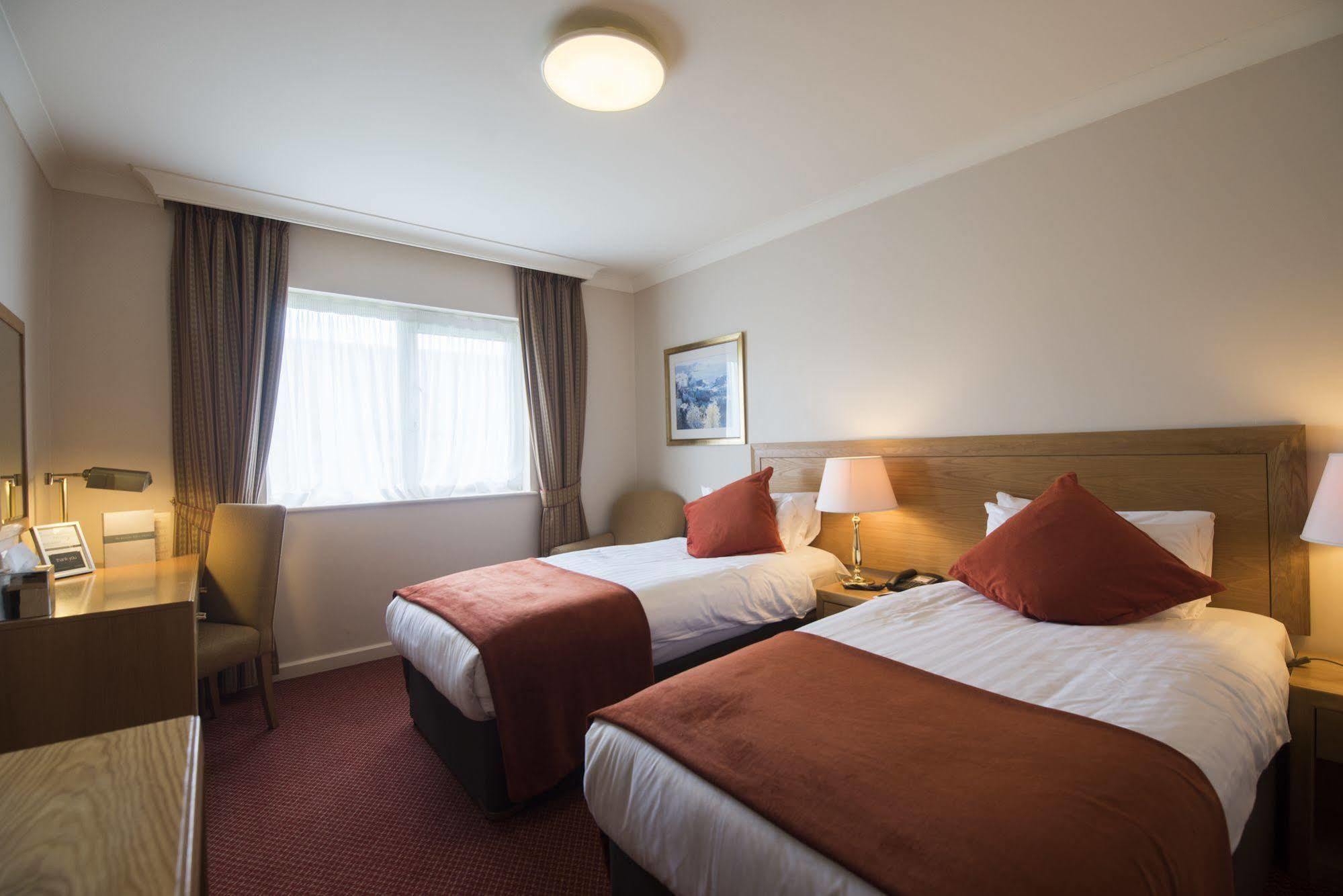 Horwood House Hotel Milton Keynes Eksteriør billede